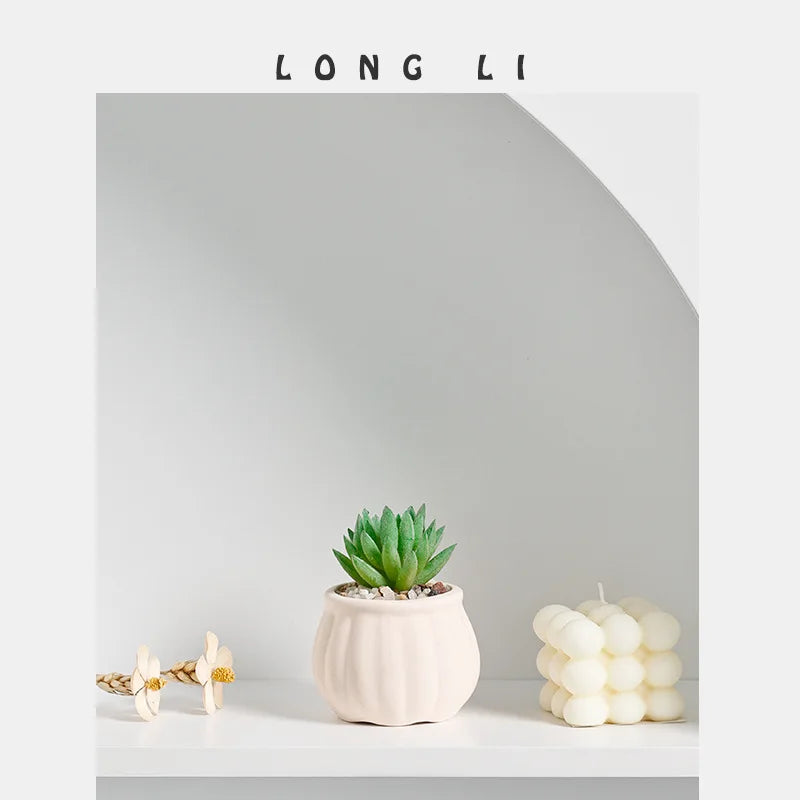 Mini-Pot Artisanal "Essence" – Le Charme de l'Unique